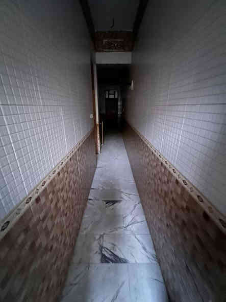 100 متر طابقين بلديات حي تراث شارع ١٢ متر البيت كامل منطقة كاملة الخدمات طابو سند ٢٥  سعر ١٦٥ للتواصل ***********
