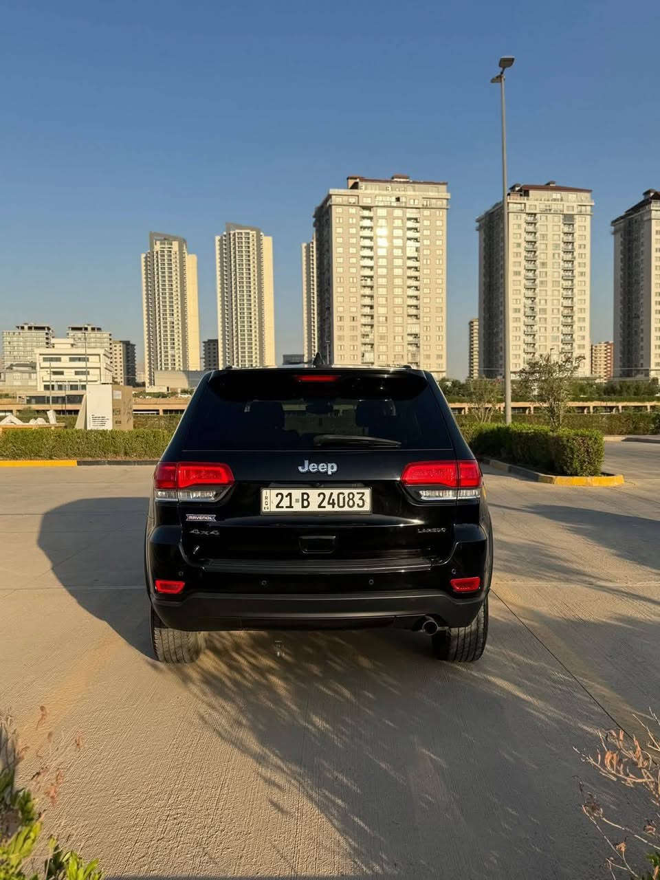 السلام عليكم 
بس ركزززز ويايه شويه اذا دور سياره نضيفه مال حجاج
--------------------------------جيب 2017 مواصفات لاريدو
السعر !!!!!!---------210 ورقه وحق جيتك لحد يكلي بلعدله  ------
كلين كلين كلين

امريكي 
------------------------كلين تايتل--------------------- حته دعاميات
بدون صبغ 
جلد 
حساس 
كامره
٦ سلندر 
ماشيه ٧٠ الف
تحكم ستيرين 
شاشه 
بصمه 
هاي مواصفات الاريدو معروفه 
كير مكينه كهرباء بشرط 
تخم تاير تمام 
سنويه ب اسمي .تحويل باجر 
سنويه جديده
شباب سياره مال بيت جديده ما متعوبه ابد 
ا تمام ومابيها مصرف وحياكم الله 
***********
مكاني سليمانيه
