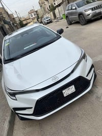 كورلا 2025 مكفولة ماشيه 7000 فول مواصفات سعر26 مليون  رقمي 07710048577