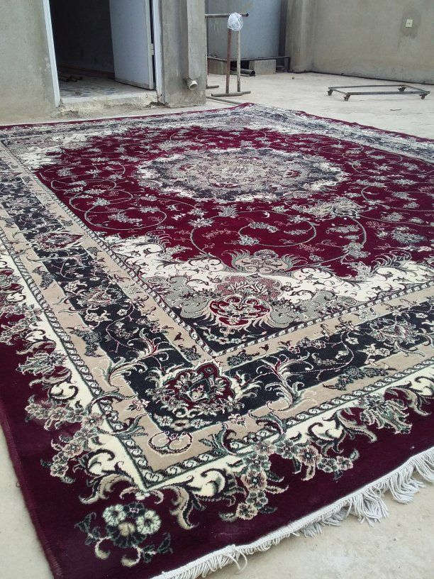 للبيع للاستفسار على ***********
تيفال باب اول اصلي مايلزق بي اكل شرط اذا يلزك رجعوها ودللي
حصيره ٣في٤     ١٥
محفورة ٣في٤      ٩٠
صندوق خشب حجم كبير   ٣٠
صندوق حديد  حجم كبير    ٣٠
مكتبة كتب او بلول يصلح  ٣٠
ميز حديد   ٥
ميز بي دولاب مال مطبخ او محل  ٤٠
سيت تيفال احمر   ٢٥
