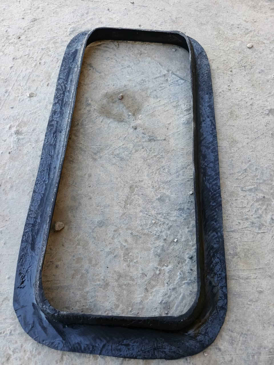 فابرة سقف مان بوز ٨٣ عنوان بغداد جرف نداف محل قيصر تصال ***********
