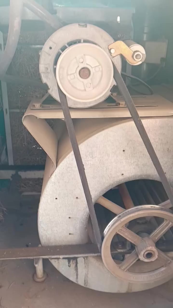 سلام عليكم مبرده البيع مشكلته بس هاي مثل ما واضح بل فيديو وهيه تصعد ماي وثلج مشكلته بصيطه كلش السعر 70 مكاني كربلاء سيف سعد مقابيل جامع كربلاء


**إذا كنت صاحب هذا الإعلان وتريد حذفه لأي سبب، رجاءا أرسل رسالة إلى الدعم الفني**