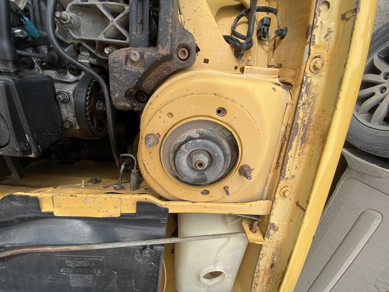 بيجو مديل ٢٠١٠ سعر ٢٥ وعليه غرامات ٨وراق 
يوكعن من سعر ولسفسار هاذه رقمي ***********
