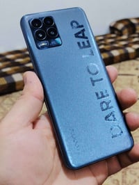 ريلمي 8 برو • ٨+٤ رام • ١٢٨ جيجا