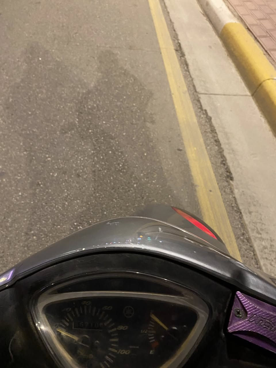 للبيع ماكس عدله
بوشة 55
بيها شلعه حلوه ومعدل بيها كلج رياضي
تجي وتفحص الدراجه حلوه 
بيها نقص كهربائيات بيهن طبك الدراجه كلها تشتغل بس تسوي الضفيره 
425سعر 
 
***********

كربلاء حي الوفاء
