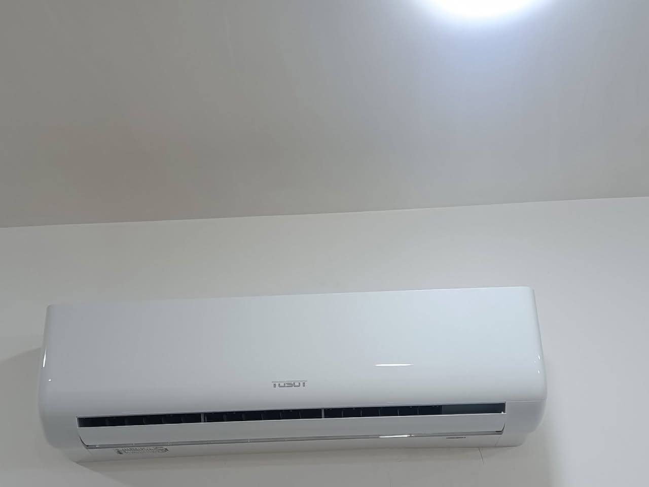 تم تنصيب سبلت توسوت 2طن غاز 410
حسين الكهربائي ⚡👷🏿 
***********
