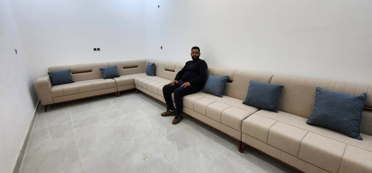 اللهم صلي عل محمد وال محمد 
تم تجهيز تخم ديوان الئ احد زبائننا الكرام 
عمل درجه اولئ
الهيكل بلوك 18 ملم
الخشب روسي
الاسفنج مميز اول 
10 سم
مغطاه بطبقه بولستر طبي
الرجل خشب زان تركي
مع فريم خشب زان تركي
ضمان العمل خمس سنوات
انتاج معمل ومنزليات الكرار
باداره كرار كاطع
***********
