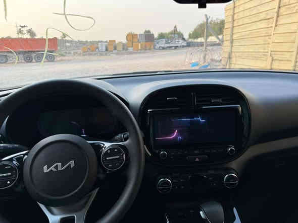 صول جديد
مديل 2025
موصفات اي اكس المواصفات المعروفه فول من عده الفتحه
شاشه كبيره تحكم جهتين
ماشيه الفين يعني زيرو 
الحدث موضح بالصور 
بس دعاميه أبدله نفس اللون
الستفسار ***********
