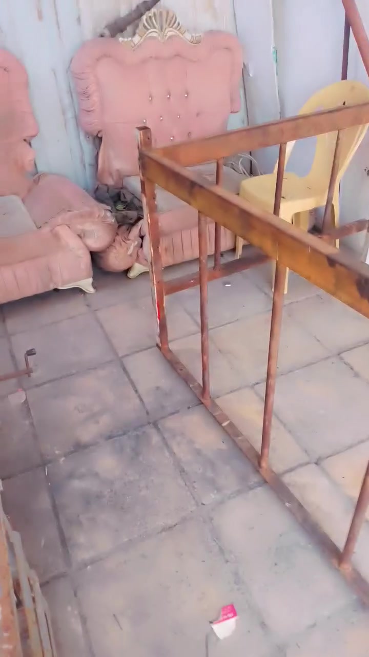 محجر مال ستوته البيع حديد كله مليم ونص بيدي مشتغله 
مكاني بابل هذا *********** ب140وبي مجال
