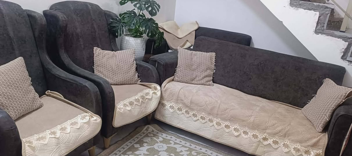 نص تخم ١٥٠وميز ب٣٥مكان البلديات الظباط


**إذا كنت صاحب هذا الإعلان وتريد حذفه لأي سبب، رجاءا أرسل رسالة إلى الدعم الفني**