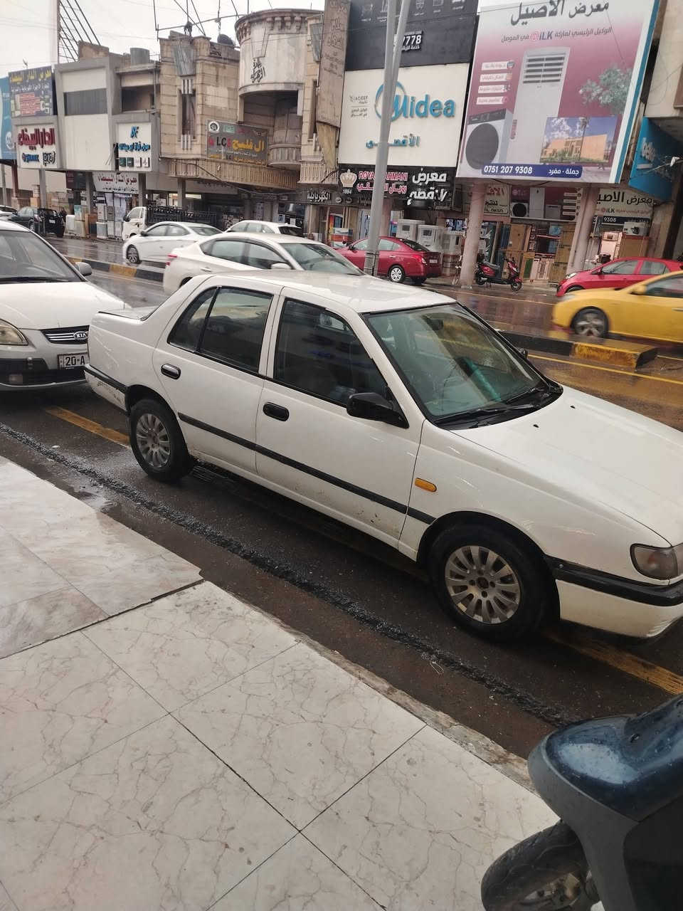 نيسان للبيع سيارة مكينه وكير شرط طخم جديد شرط التحويل وايرمنيه شغاله بدون صبغ مكلف بلنشر خبر على الرقم ***********
***********
