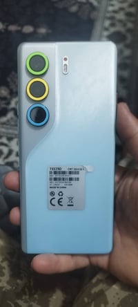 تكنو كامون 40 برو 5G لبيع ذاكرة 256 عشوائية 5+8 مكفول من عطل وتصليح سع...