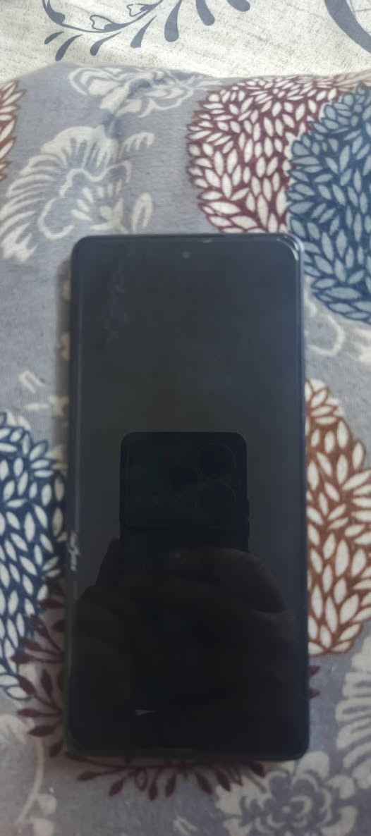 سلام عليكم جهاز TECNO POVA 6 Pro 5G غني عن تعريف مال العاب بوبجي 60 فريم الجديد ماله 400 الف اريد راوسه ابايفون ملاحضه مستخدم شهر واحد غراضه كلهن كلملات


**إذا كنت صاحب هذا الإعلان وتريد حذفه لأي سبب، رجاءا أرسل رسالة إلى الدعم الفني**