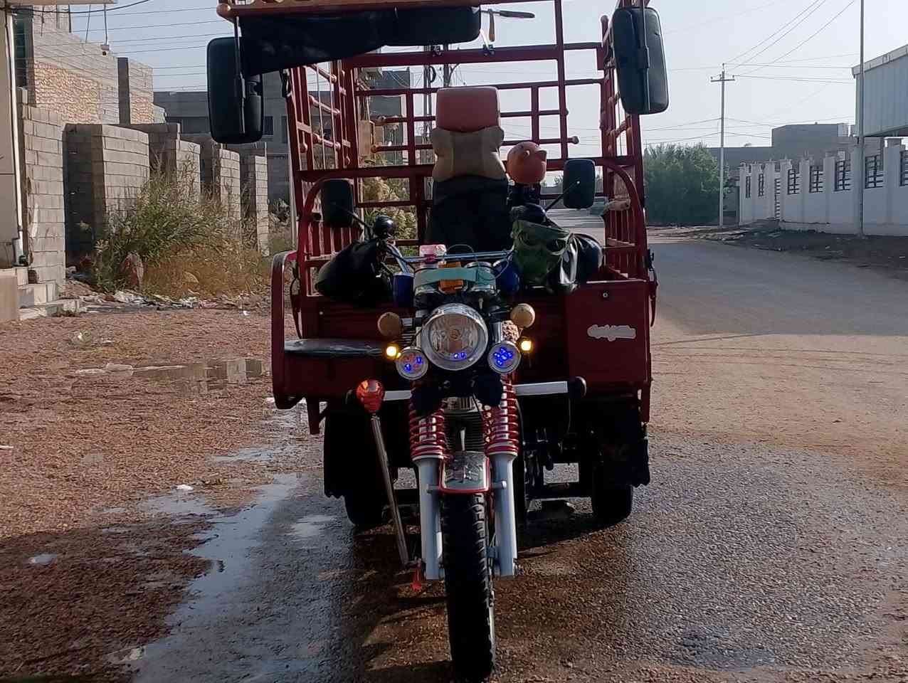 سلام عليكم ستوته للبيع موديل 22 مسجله ما ابيها نقص برقي جاهزه للشارع جديده حيل السعر 3,000,100 مليون وبيها مجال مكاني الرمادي 5 كيلو حي الزيتون ‏‪***********‬‏
