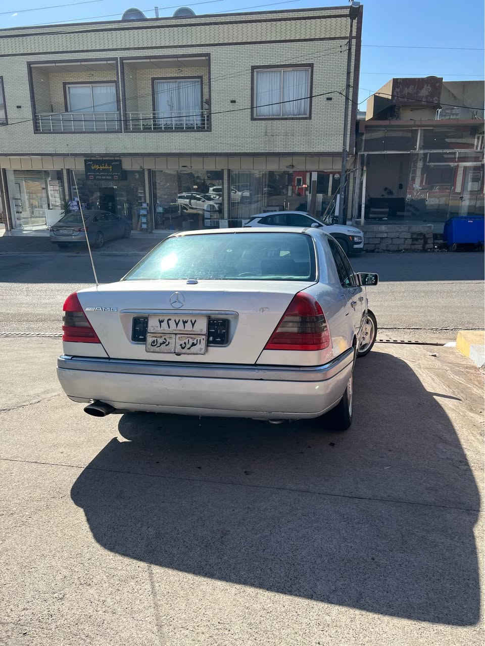 ماسليس بيبي شه به ح 
مؤديل ١٩٩٤ 
فوف ماسه فات جوار جام كاره بايي سلايت ABS 
ته بريد سادو گه رم هه مووي به شه رت 
به س گير عادي هيج ليداني نيه هيج سبغي نيه هه موو شتيكي به شه رته كاره بايت هه موو شتيكي ئيش ده كات 
ره قه م مؤبايل (***********) أربيل, العراق
