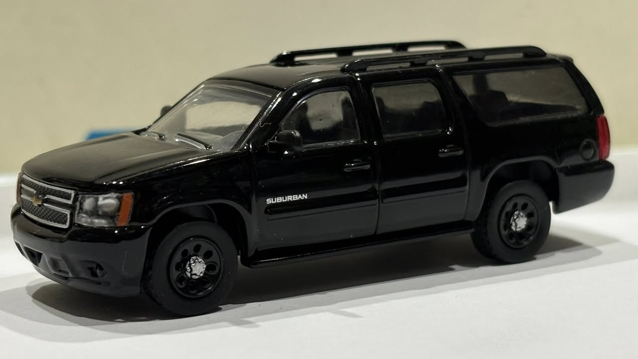 Chevrolet Superban 

يأتي معها درع 😍

حديد بالكامل 
الحجم 1:64
صناعة شركة 596

السعر 24 الف ونصف فقط 🔥 

يتوفر توصيل لجميع محافظات العراق 🤩💙

 📍العنوان / شارع فلسطين - خلف المستشفى العالمي 
مكتبة الأمين للحجز و الاستفسار على الرقم او مراسلة الصفحة ***********
#مصغرات #سيارات_مصغرة #بغداد
