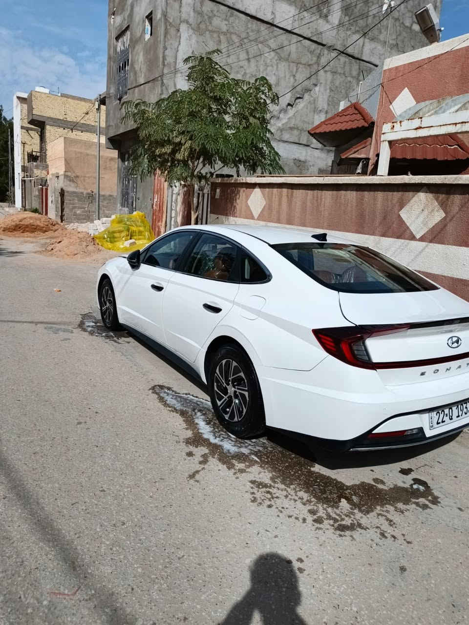 السلام عليكم سوناته للبيع الموديل 2023وارد خليجية تكسي دبي هايبرد السعر 145 ماشيه35الف حقيقي الاستفسارعلارقم***********
