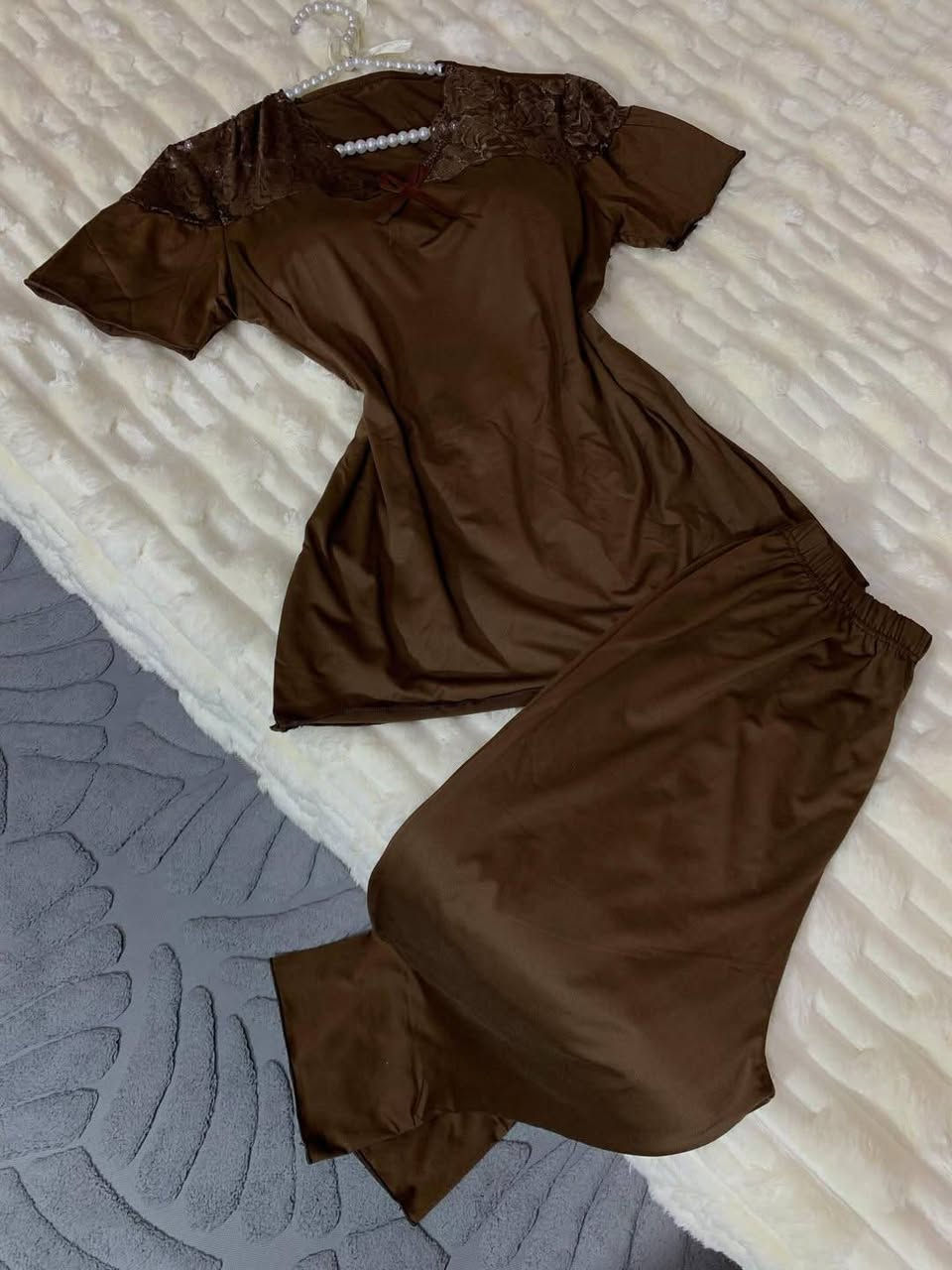 موديلات جديده صيفية انيقه 
رجاء اسعار ثابته توصيل 5 جميع المحافظات 
الفحص بحضور المندوب فقط ماعندي استبدال 
رجاء


**إذا كنت صاحب هذا الإعلان وتريد حذفه لأي سبب، رجاءا أرسل رسالة إلى الدعم الفني**