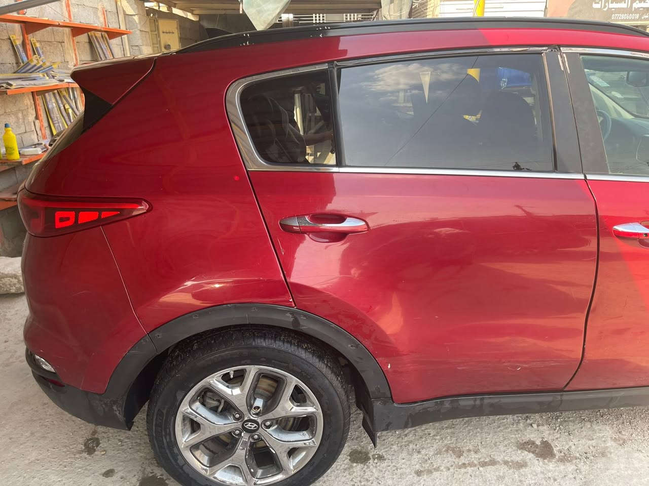 السلام عليكم اخوان عندي كيا سبورتج للبيع موديل ٢٠٢٠ ex فول الفول وارد امريكي  محرك ٢٤٠٠  بصمة ابواب وكشنات تدفئة تبريد وفتحة ورادارات وسماعة انفينكس وجنطة كهرباء وشاحن وايرلس وبعد كومه مواصفات حادثهه جاملغ وبنيد وبيهه قطع صبغ بس ابيعها حزام ماعدا الصندوك مامصبوغ لامتجايه ولامكلوبة 
رايدهه قفل ١٣٥ للاستفسار اتصل على رقم صاحب السيارة  ***********
علما اني مكلف بالنشر
