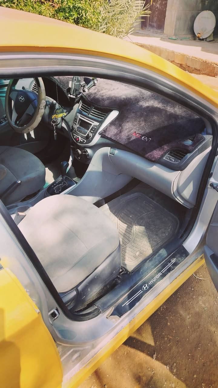 السلام عليكم اكسنت 2014 وارد أمريكي بيها صوت بالمكينة السعر 80 وبيه مجال مكاني ابو غريب النصر والسلام وهذا رقم تلفوني *********** بيه وتساب
