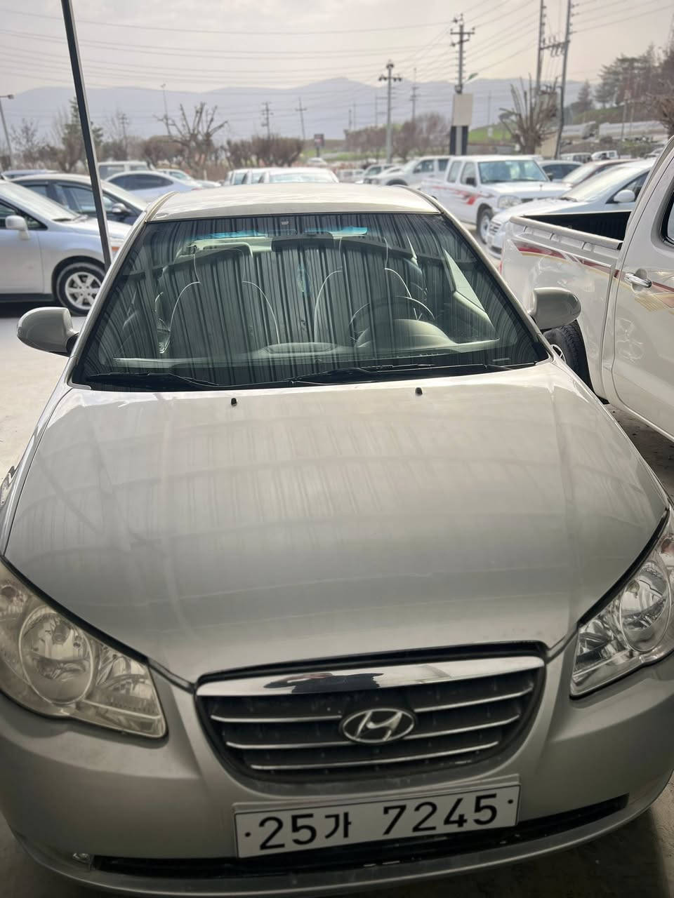 ئاڤانتی 2009 براوە گێرومەلینەی بەشەرت 4تایەی لۆکی لەسرە مالەکە خاوێنە   کۆدی ئاسایشی بۆکراوە.  ***********
