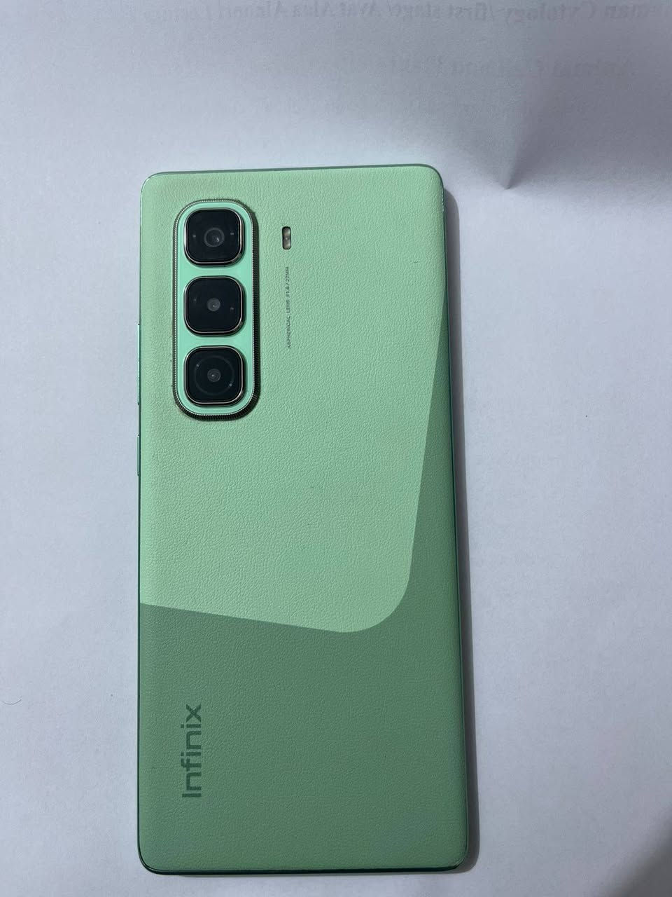 السلام عليكم جهاز البيع جديد نوعه انفنكس هوت 50جهاز صاله عشر ايام من طلعته غراضه كاملات عنوان العماره الاتصال على الرقم التالي ***********
