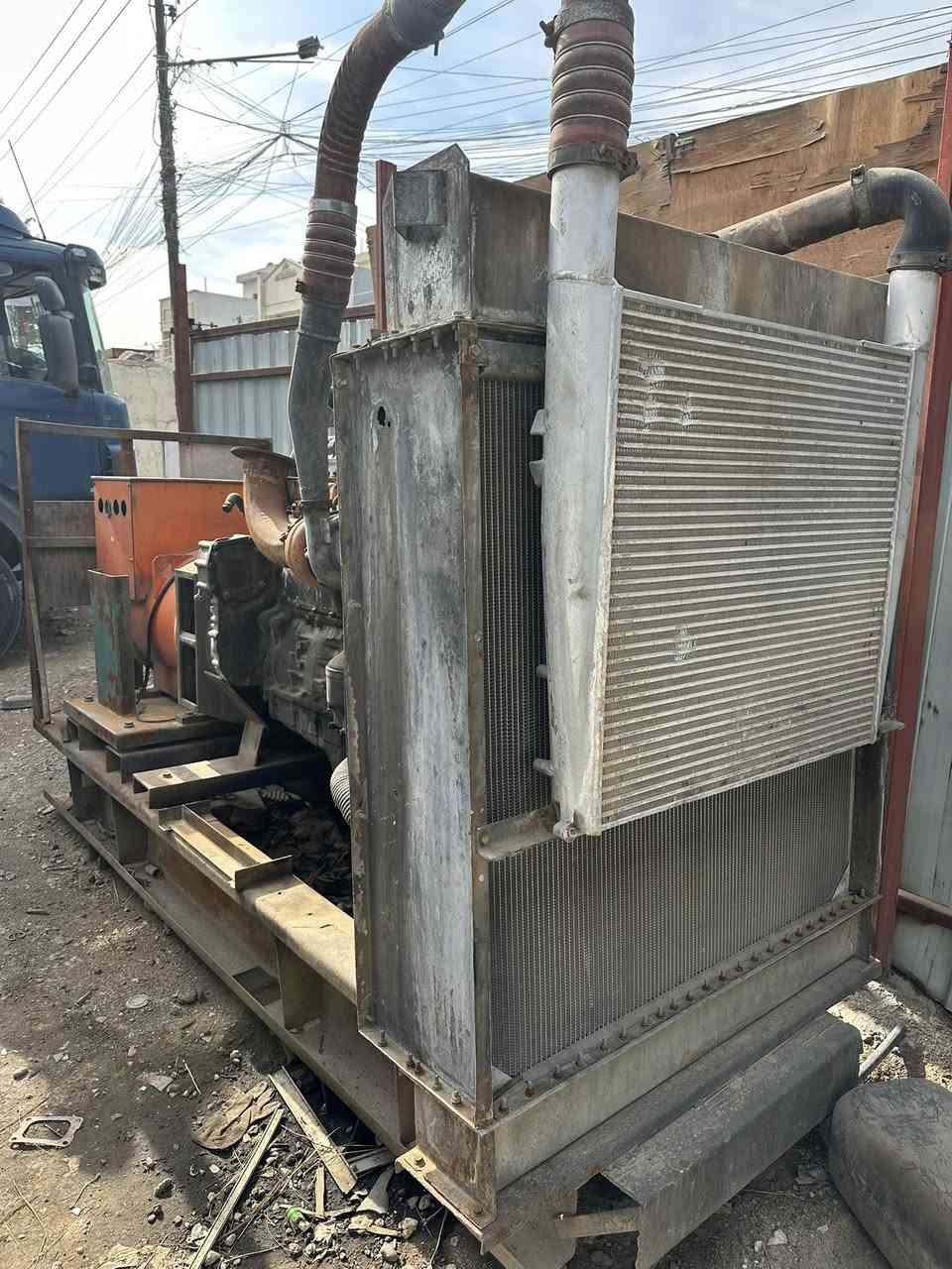 بسم الله الرحمن الرحيم 

مولدات عدد 2 للبيع
 سكانيا 113
مولد سكانيا بومه
للاستفسار ***********
