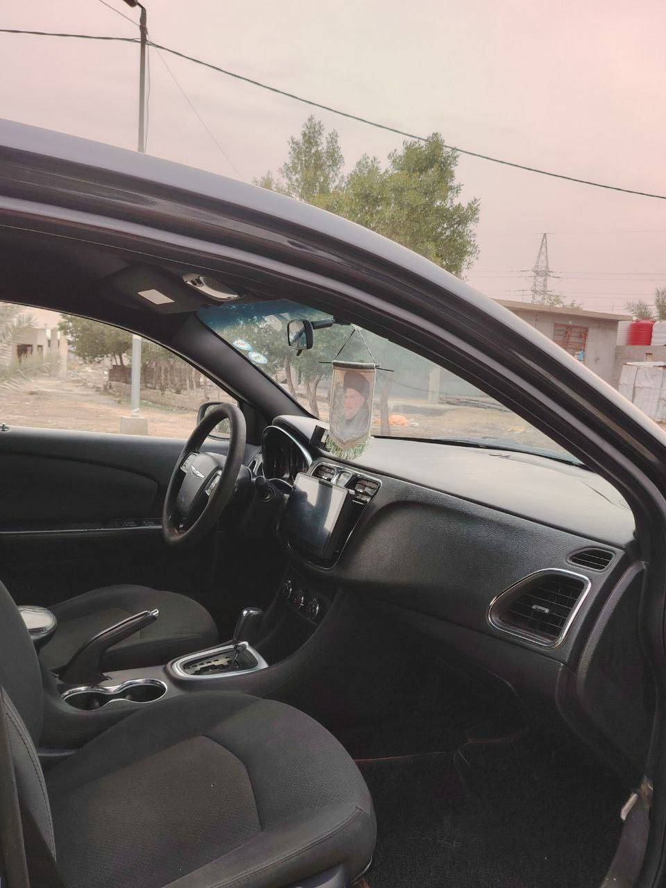 كرايسلر c200 محرك 2400 موديل 2012 رقم سليمانيه بأسمي سنويه جديده لل 28 تحويل مباشر هزه ماصاقطه مابيها اي نقص
كير مكينه حداديه جديد تدفئه تبريد ثلج كهربأيات كله بلاد شغال
سونار موجود بصور السعر 81 وبي مجال مكاني حله ابو غرق 
شراي يتصل وبي خير ويدلل سياره بل واقع ارتب من الصور ***********واتساب هم متواجد حادث جاملغ امامي فقط
