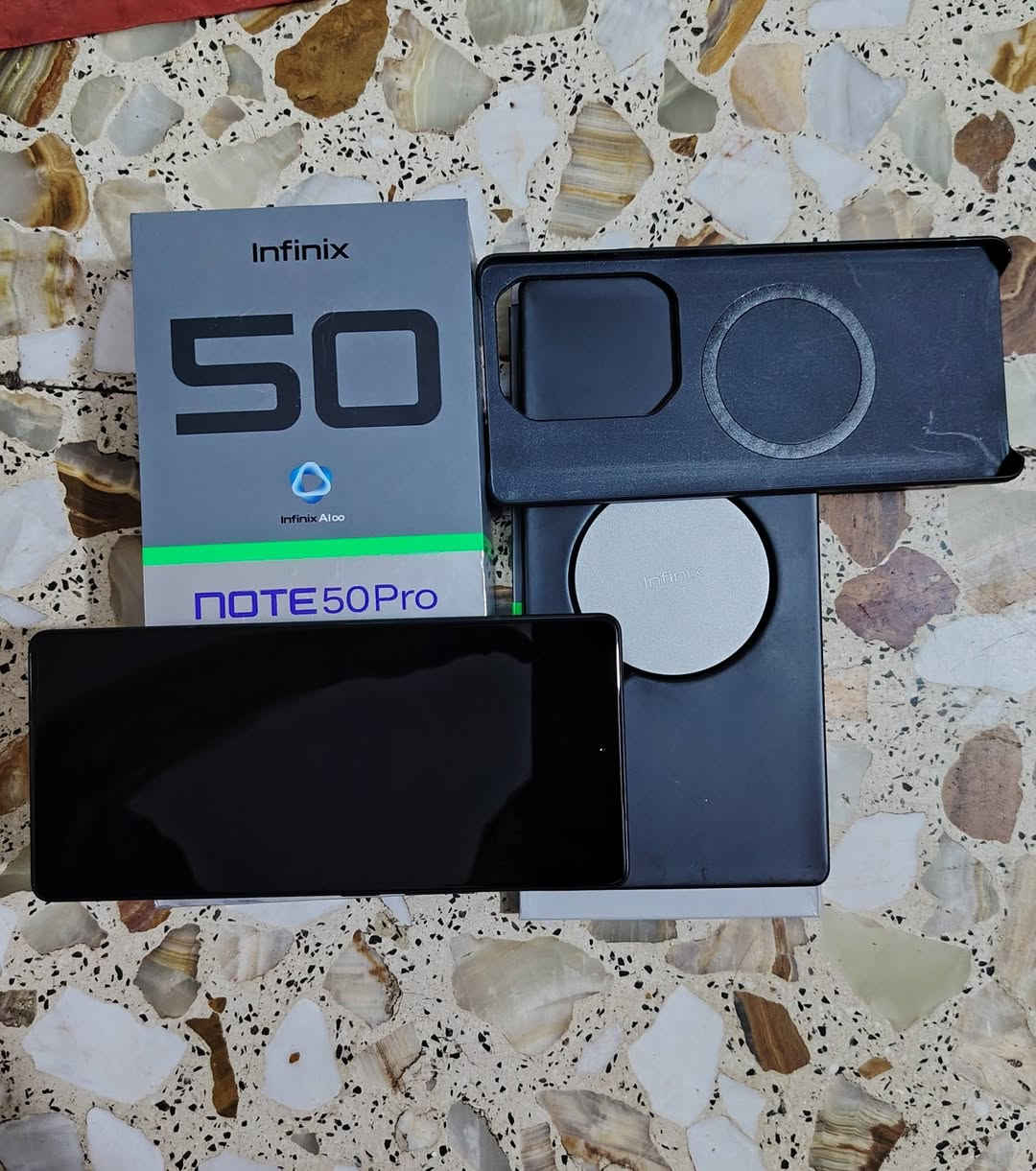 السلام عليكم انفنكس نوت 50 برو للبيع السعر 240 الجهاز نظافه 99٪ شحن 90 واط شحن سريع جدا وشحن عكسي غراضه كلها كامله تجي وتفحص وتشوف بعينك مكاني الدوره ابو دشير شارع الضغط للتواصل
*********** اتصال + واتس اب
