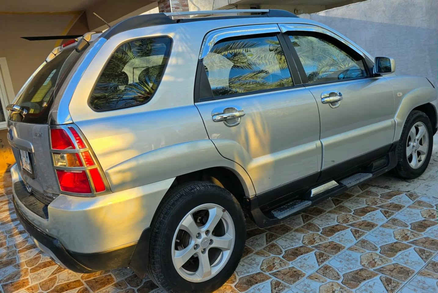 سبورتج للبيع
رقم ديالى مديل 2010 فول مواصفات بانوراما لكشنات الأماميه تدفئه كرسي سائق كهربائي المرأة شفط ***********
