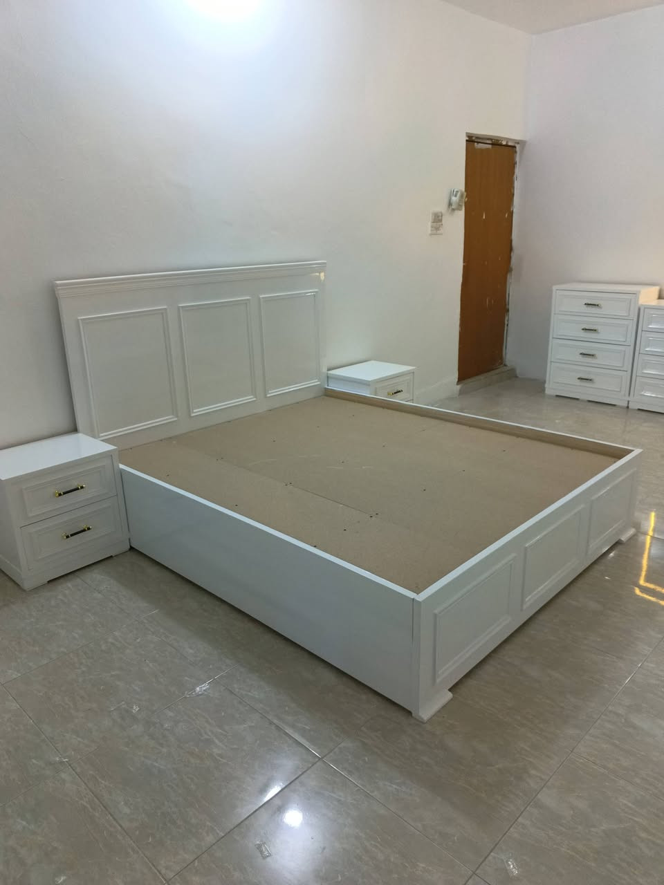 السلام عليكم احبائي عمل غرف نوم سته طابق واحد وأن شاء لله ينال اعجابكم بتفاصيل وديكور تركي وصبغ تركي النجارة أبو علي النجار واولاده وصباغة فارس قاسم العنوان الإسكندرية مقابل البريد للاتصال على الرقم الموجود ***********او مراسلة الصفحه اخوكم أبو رهف
