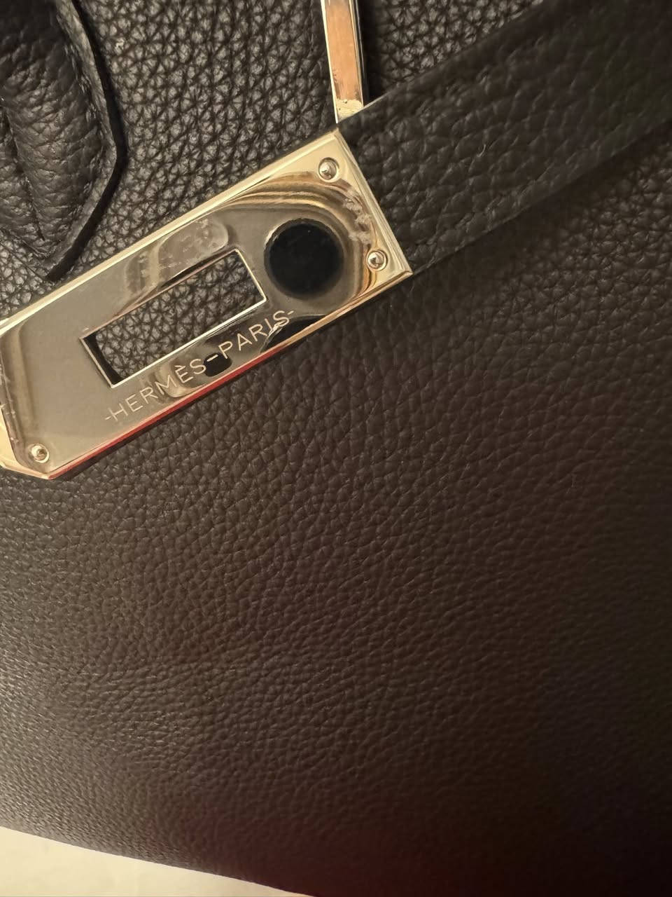 جمال الهرمز حجم 35 ختم وكود وقفل ومفتحام للحجز مراسلة الواتساب ***********
