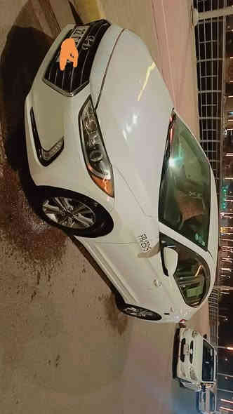 النتره 2017 وارد أمريكي محرك 2000 دوش المرغوب تخم تاير جديد نص مواصفات ماشيه 105الف صدر امامي وخلفي كلها جديد تحكم ستيرن شاشه كامره نظام قيادة نورمل وسبورت و يكو السونار جديد الباقي كله بشرط ليبل واحد الباقي مكفول السعر 140 ورقه وبيه مجال للاستفسار الاتصال ***********
