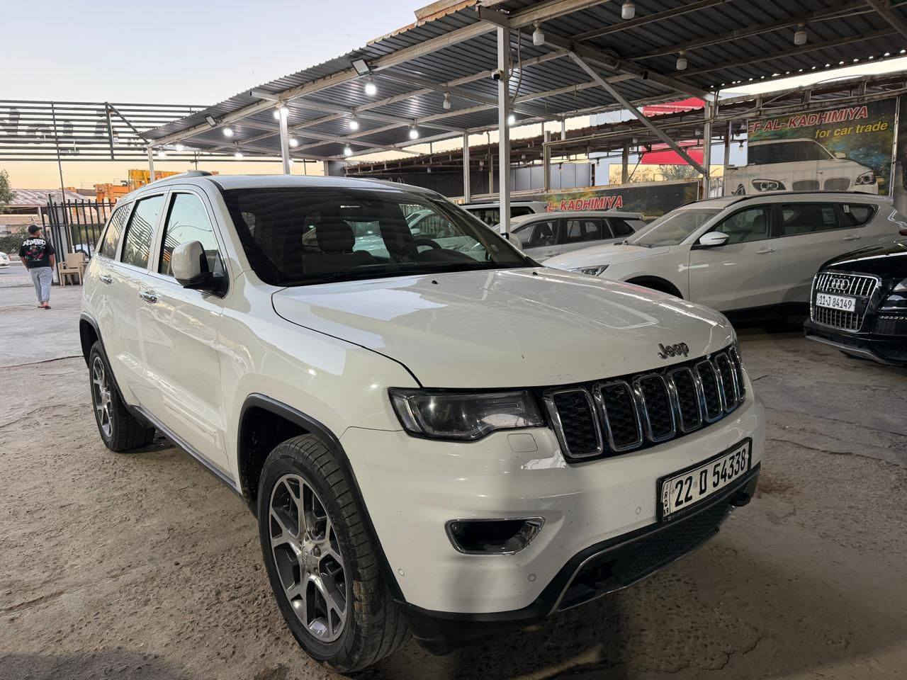 السلام عليكم للبيع جيب لمتد خليجي موديل 2019
السعر 255
للاستفسار اتصال او واتساب *********** /***********
