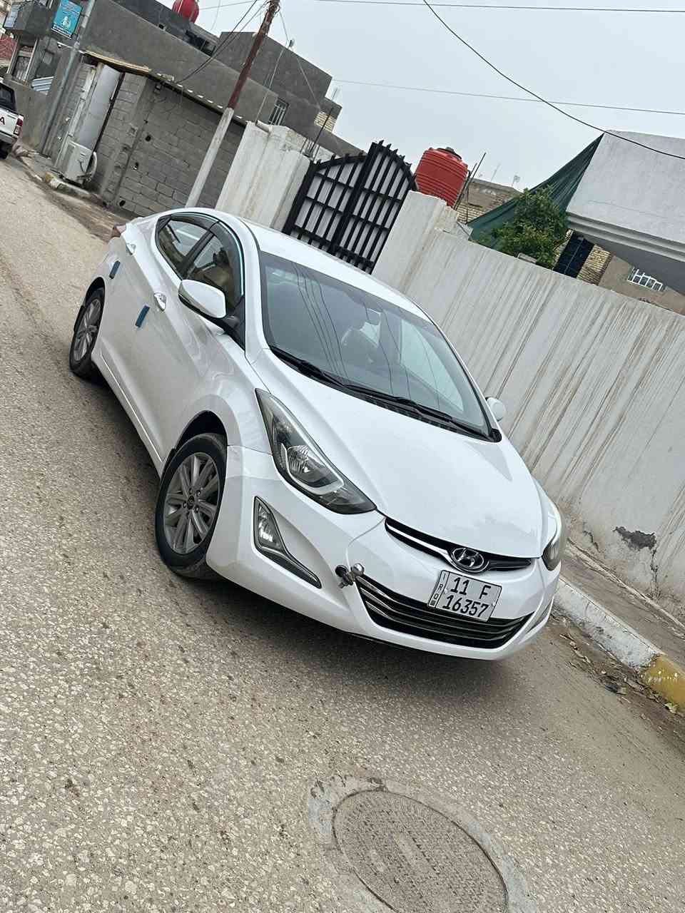 السلام عليكم
النترا  موديل 2015 
رقم بغداد جديد
محرك 1800
تبريد تدفئة 
سونار داخل المنشور 
سعر 116 وبيها مجال 
استفسار 
                                 ***********
