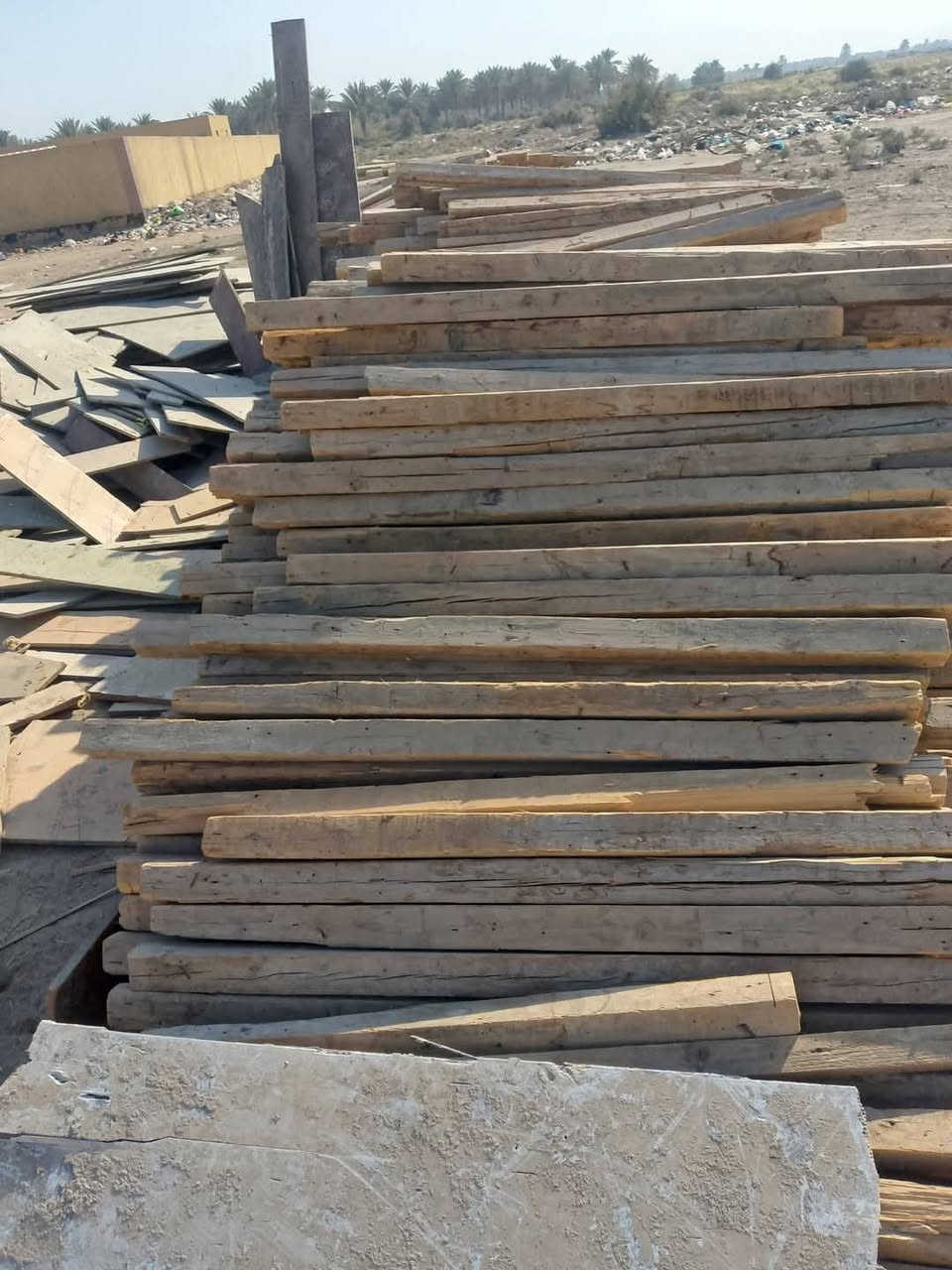 مقاصير 2*4*3*3 وسير تلاث بتلاث بسعر مناسب العنوان بابل ***********
