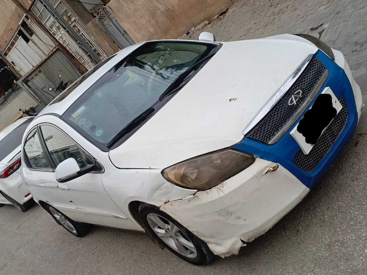 سلام عليكم شيري اي ثري البيع نضيفه محوره كمري كوري اصوليه ملك السياره من سكنت الشاميه وسياره موجوده بكربلاء اذا حبيت تخذه مدور ثاني يوم محرك مكفول وكير مكفول من كلشي اليحب هاذه رقمي ***********بي واتساب مديل سياره 2013
