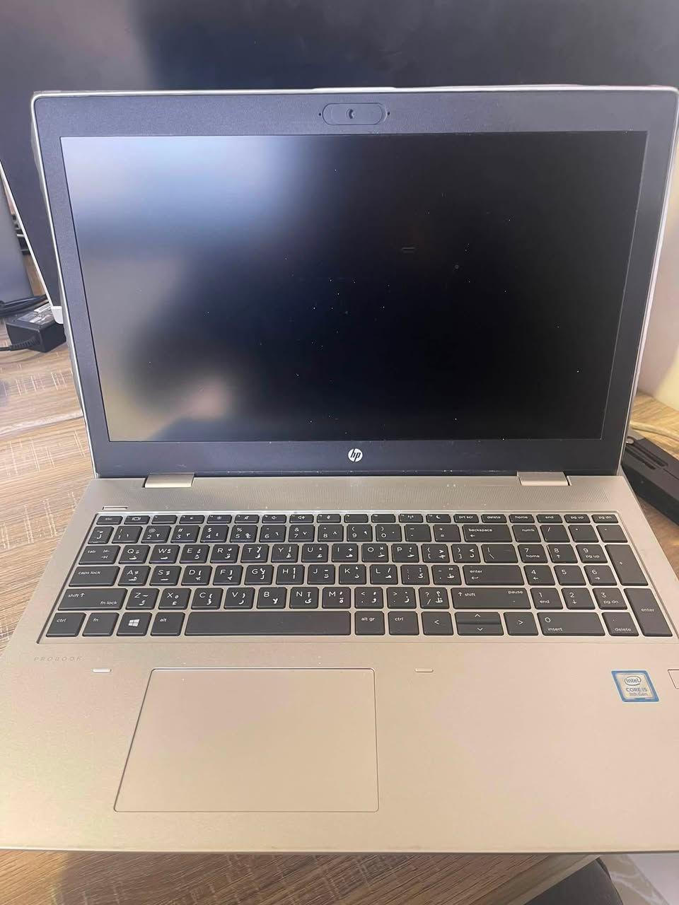 بعد نفاذ الكمية توفر للبيع – عدد 5 حاسبات (Laptop) بحالة ممتازة 🔥
💻 المواصفات:
* المعالج: Intel Core i5-8265U (الجيل الثامن)
* السرعة: 1.60GHz إلى 1.80GHz
* الرام: 8GB RAM
* نوع النظام: 64-bit (x64)
* نظام التشغيل: Windows 10 Home – إصدار 22H2
* مناسبة للشغل والدوام والبرامج والأوفيس والتصفح
* جاهزة للاستخدام

📦 الكمية المتوفرة: 5 أجهزة البيع  
📍 الموقع: بغداد
💰 السعر: (325)وبي مجال 
📞 للاستفسار والمراسلة خاص
 ***********

✨ مناسبة للموظفين – الطلاب – شركات – استخدام مكتبي
