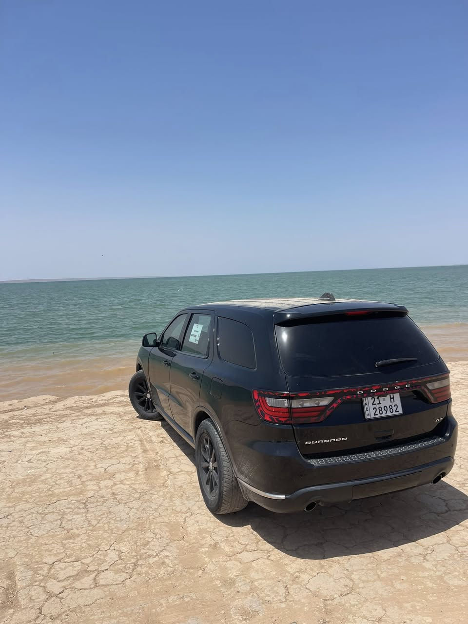 السلام عليكم دوج دورنكو ٢٠١٧ 
السونار مثل ما موضح بالصوره نصف جاملق صبغ والبنيد امبدل تحديث رياضي رقم شمالي سنويه جديده 

بيع او مراوس جيب ١٤ او ١٥ 
مراوس جارجر ١٧ او ١٨
رقمي ***********
