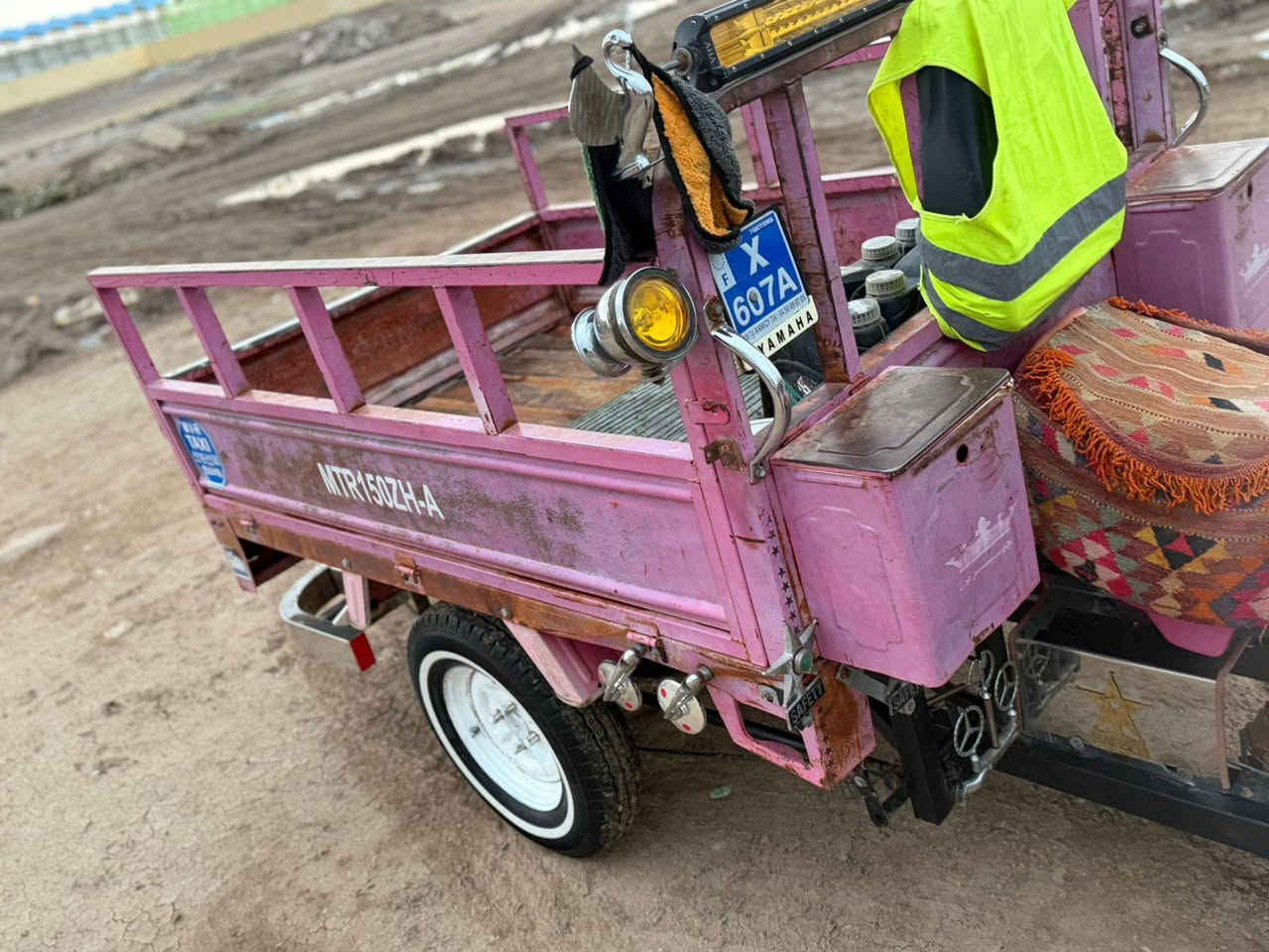 ستوته MTR مديل 2018 للبيع
ستوته جاهزه مال جناي ربع ماتذب عليها 
اوراق طالعه من جبرين لونها ب الاوراق وردي 
شاصي مكفول ومحرك مكفول كفاله عامه الستوته 
مكان الستوته  ناصريه والشراي بي خير ويدلل 
واتساب واتصال وخاص متواجد 
***********
