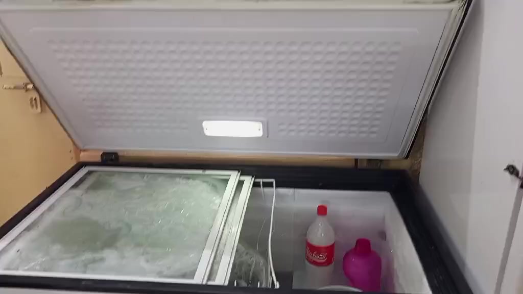 السلام وعليكم  هاذ طخم ديون من الخشب الزين 7 امتار  سعر 175 قفل
المجمده  قفله 225  
للتواصل ***********
