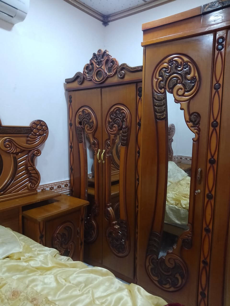 غرفه نضيفه كلش 700وبيه مجال قليل 
ناصريه مركز ***********
