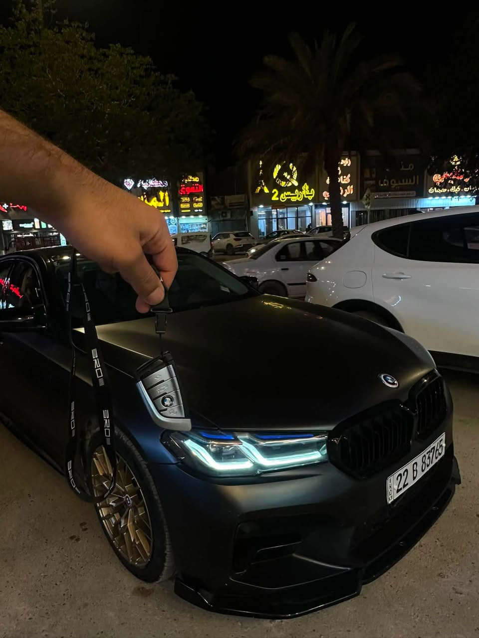 BMW 530 2021
السلام عليكم شباب

BMW 530 2021
وارد  اللماني داخله كلين للعراق 
مواصفات لاكجري لاين داتو شو الى اخ…
لايت ليزر
السياره مصروف عليه ومعدله
عليه ppf طافي ضمان 5 سنوات 2000$
عليه دعاميات cs
عليه ويل كب cs // طبعا بيه ويلين m and cs
كاربون فايبر
لحية دفيوزر ودوس حلوك صالصنه
شوته رياضيه اصليه
تقريبا مصروف عليه اكثر من 8000 دولار
مهتم ومعدل بل سياره ومعتني بيه
بيه بصمتين اصليات
سياره جاهزه من كلشي بدون مسجات
وكلش نظيفه سياره معتنين بيه جدا
حداديه جديده
ماشيه 80 mi
دهن مالته كله من وكالة bmw
بيه طخه بل عراق بصيطه موضحه بل صوره
السعر 33$
***********
