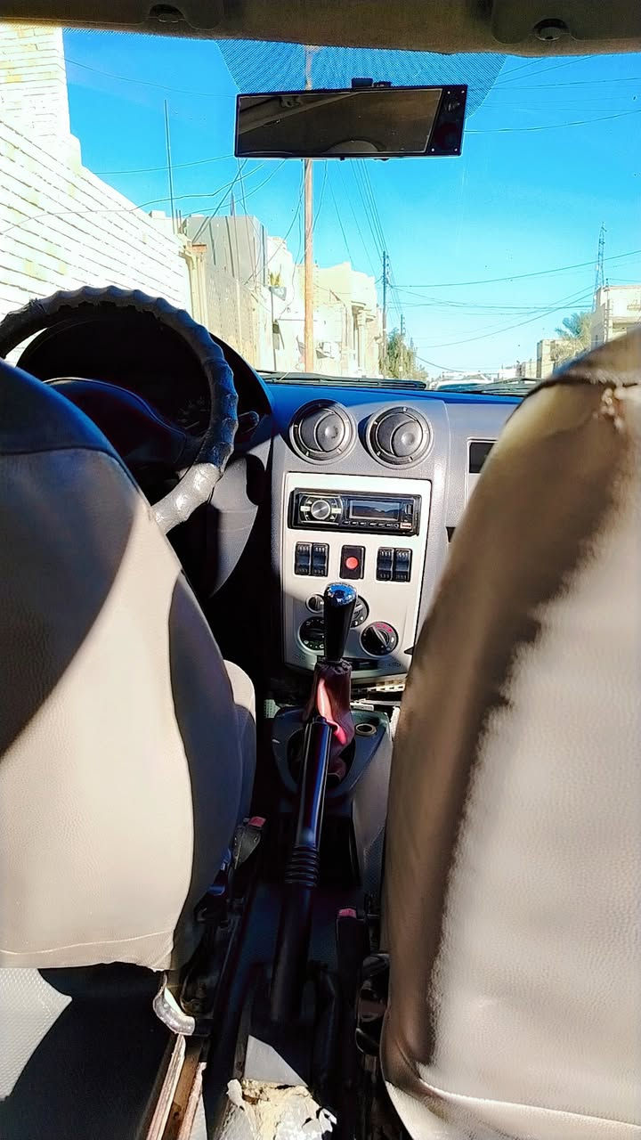 رينو موديل 2009 رقم بغداد بسمي سنويه صاقطه مكينه وكير مكفولات سعر 32 تبريد شغال ***********
