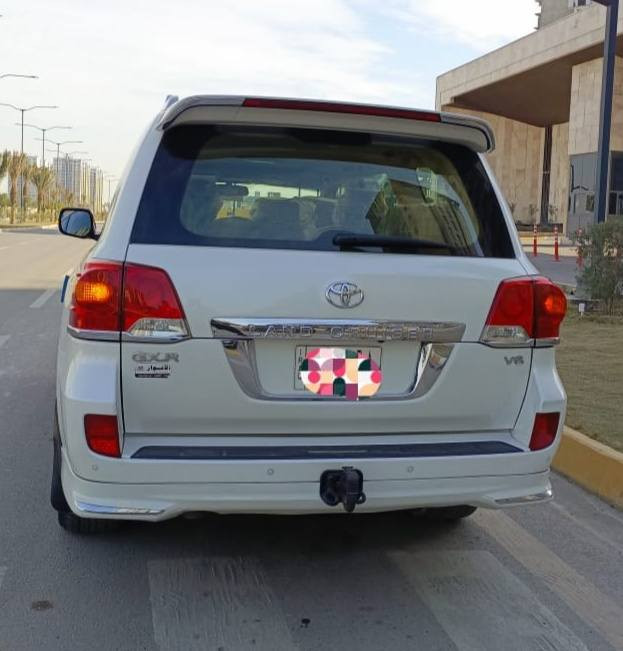 لاندكروزر GXR موديل 2015 ماشيه 110 الف 
مكفولة عدا دعاميات وسونار موجود
رقم بغداد بأسمي ثاني يوم احولك
محرك 6 سلندر  4000 سياره نظيفة جدا 
بدون صبغ ولا ضربه بس شويه بلدعاميات 
شويه صبغ سياره فطيم معروفة 
مواصفات الجكساره 
السونار موجود بلمنشور  

 ال💎ــسعـر 🟥 :: رقم (1) تلـقـائـي 📮

رقم صاحب ســـيـارة :: ***********
