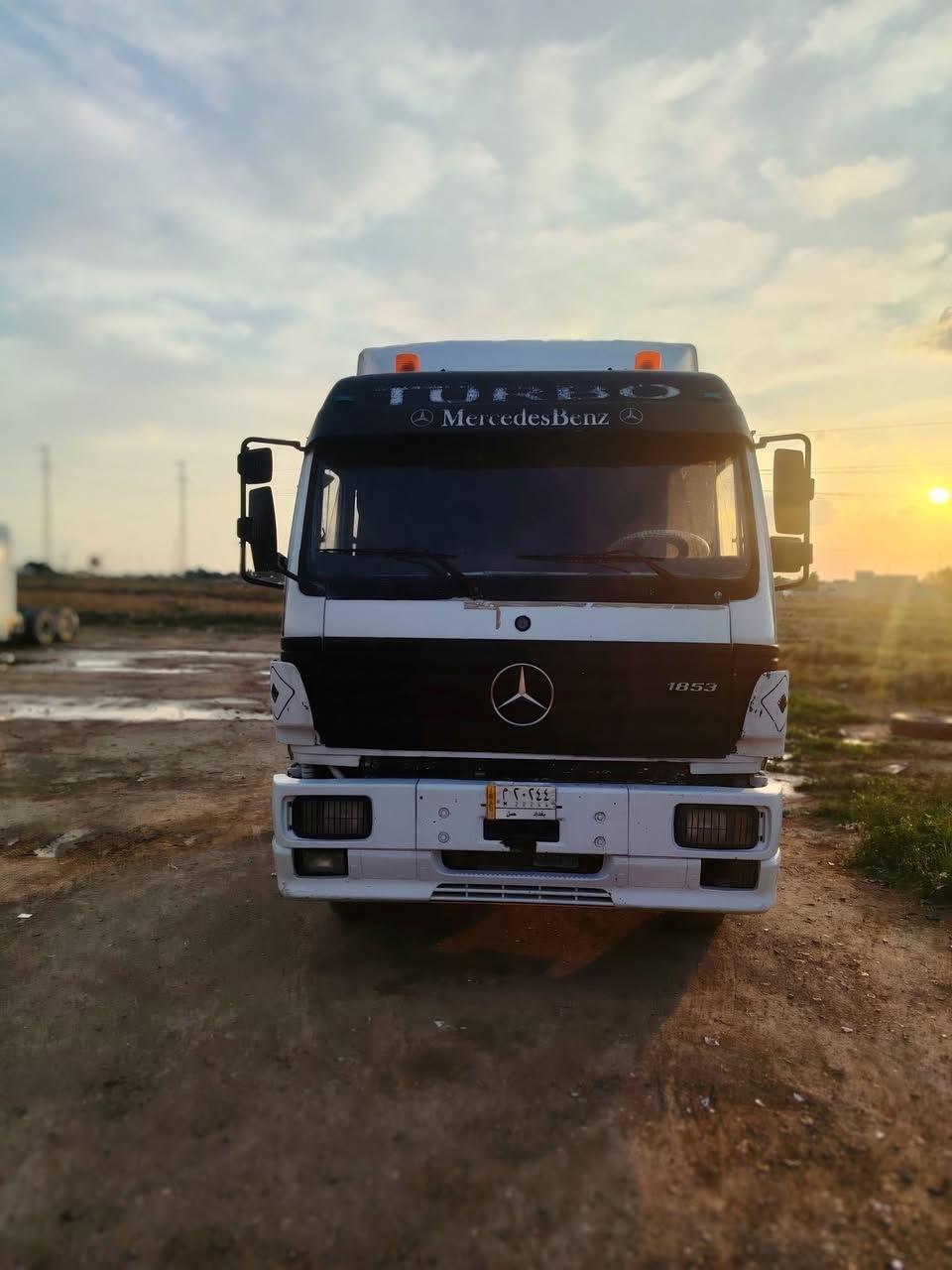 للبيع 93 مكينه 38 جديده استفسار *********** ***********
