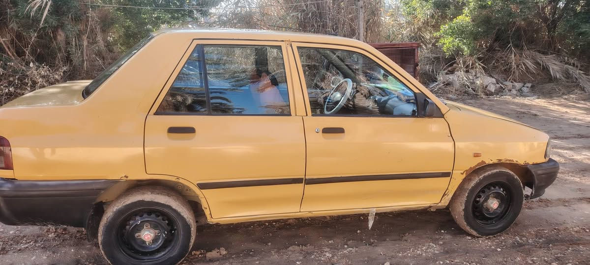 سلام عليكم سياره للبيع سايبه خير من الله موديل15شوفت عينك ولواقع احله هيه غرامة مصفره راعيه صاحبي اصولي مكاني كربلاء المقدسة الحر سعر 29بيها مجال قليل حك جيه باقي ستفسار على هذا الرقم ***********
