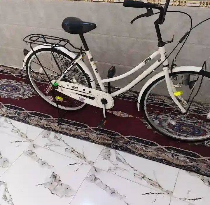 سلام عليكم باسكل نضيف للبيع متوازي على بيعته ***********
