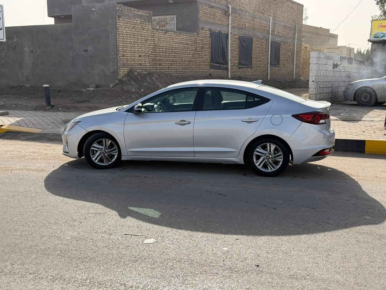 سلام عليكم النترا موديل ٢٠١٩ امريكي حادثها فقط دعاميه الامامي بس لون سلفر مكينه ٢٠٠٠ كير اي تي رقم بغداد تحويل ثاني يوم مكينه كير حداديه خير من الله السياره جاهزه من كلشي وباقي التفاصيل موضحه بالفديو مكان السياره الناصريه السعر 128 بيها مجال قليل
للاستفسار ***********
