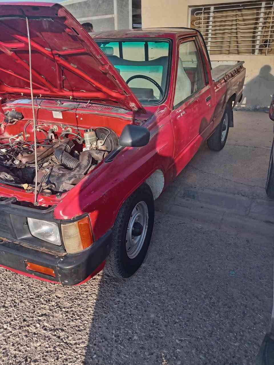 السلام عليكم موديل 85 بيك اب للبيع كركوك ناحيه تازه جديد شواصي محرك جير اكسل طائرات كلها جده ***********
